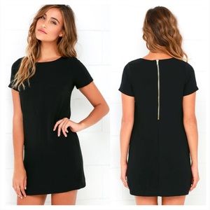 NWT 🖤 BLACK SHIFT DRESS 🖤